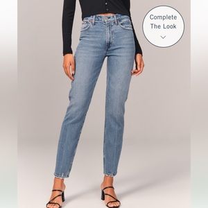 Abercrombie & Fitch High Rise Mom Jean